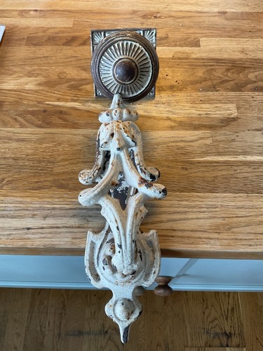 Victorian cast iron door - cast,