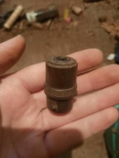 Bayonet light fitting brown