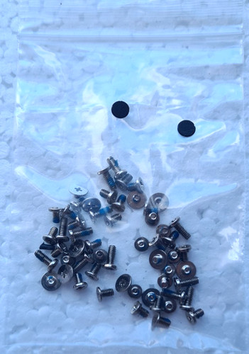Medion akoya e15423 screws - akoya,