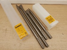 DEWALT SDSMAXSET  4PCE SDS MAX CHISEL SET 25MM CHISELS & POINTS