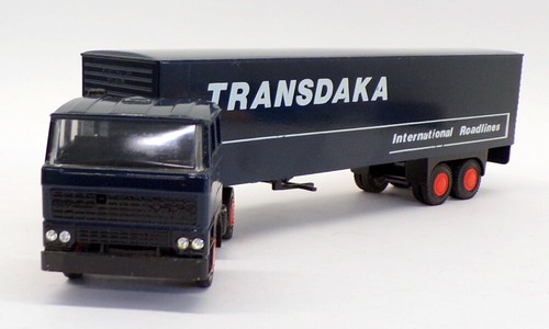 Lion toys scale - 1/50, truck