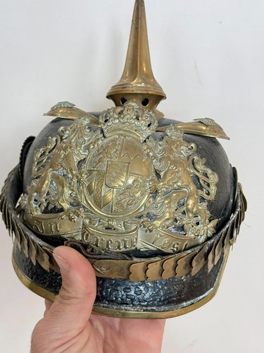 Militaria pointed helmet - militaria,
