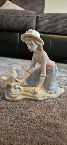 Nao lladro caressing - nao, by