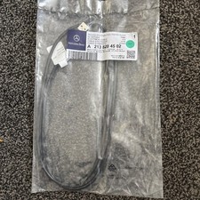 GENUINE MERCEDES-BENZ USB TO