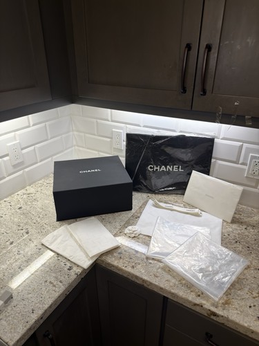 Authentic chanel large gift - chanel,