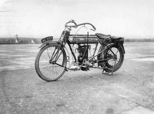 Early rudge motorcycle - an,