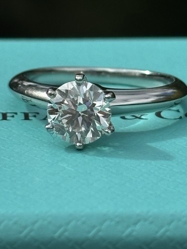 Tiffany 1 09ct platinum - co.,