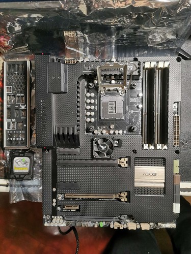 Asus sabertooth z77 - asus,