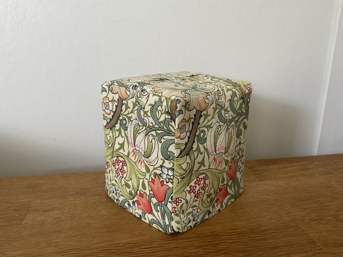 William morris goldenlily - morris,