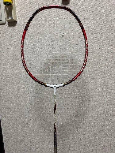 Yonex voltric badminton - yonex,