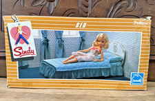 RARE Sindy Bed 1984 & Box