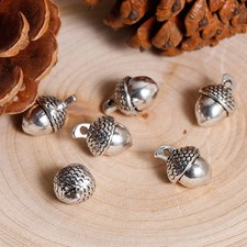 Acorn Charms 5pcs Antique Silver Tone - Oak Tree Nut - 14mm x 10mm Pendant