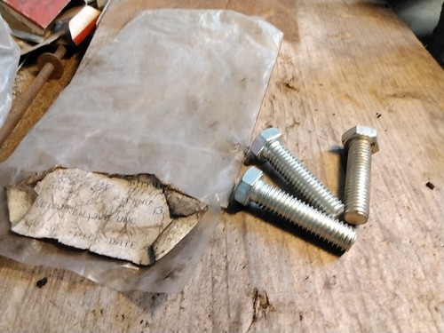 Triumph herald tr8 screw - triumph, herald..
