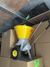 CEIMO Salt Spreader – SW