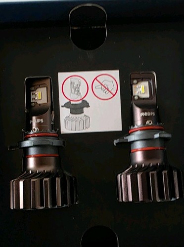 Phillips ultinon pro9000 led - phillips,