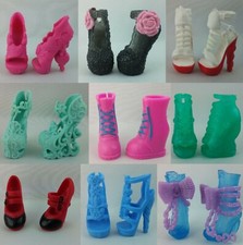 Monster High Shoes Shop 2 Basic Shoes High Heels Boots Isi Batsy Catty