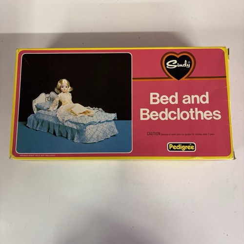 Sindy bed bedclothes - bed,