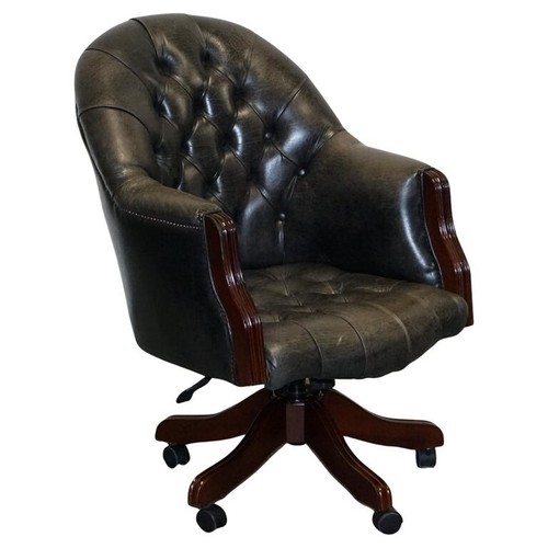 Vintage chesterfield dark aged - vintage,