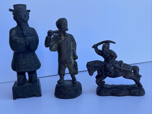 Vintage metal sculpture statue - vintage,