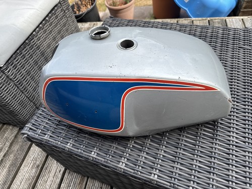 Triumph t140 jubilee fuel tank - triumph,
