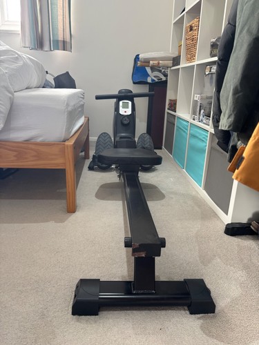 Rowing machine bodytrain - machine,