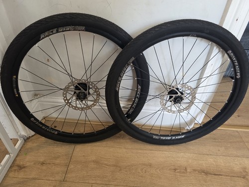 Pair bontrager race lite - of,