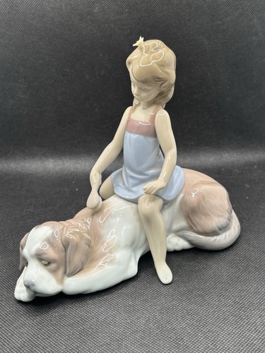 Lladro contented companion - contented,