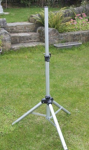 Tripod for mobile satellite