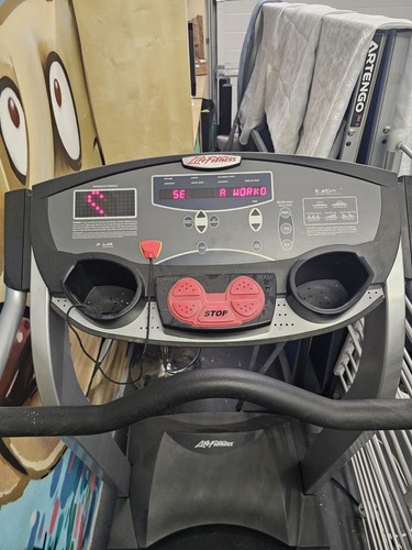 Life fitness tread - life,