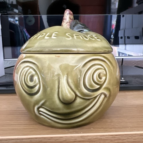 Sylvac apple sauce - apple, pot