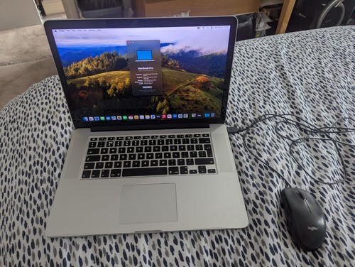 Apple macbook pro - macbook, early