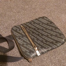 EMPORIO ARMANI All Over Logo