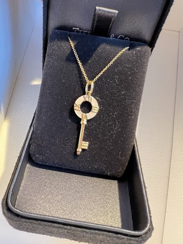 Tiffany atlas key necklace - tiffany, on