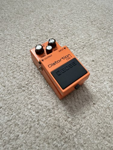 Boss distortion pedal box - pedal,