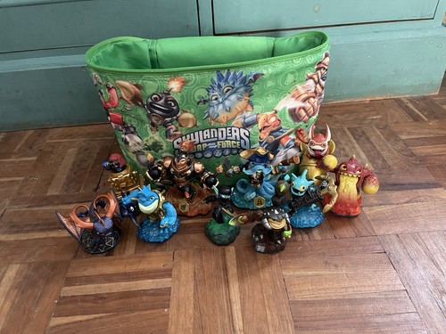 Skylanders figures bundle x10 - skylanders,