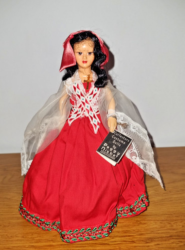 Peggy nisbet costume doll - peggy,