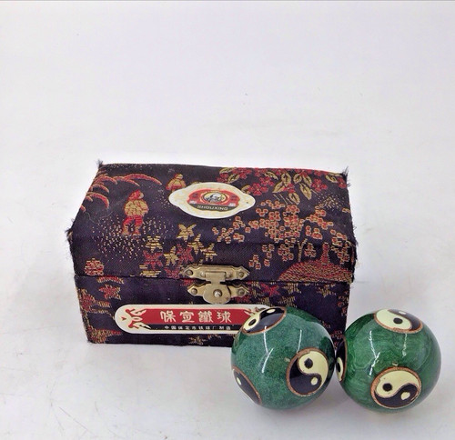 Chinese exercise baoding iron - chinese,