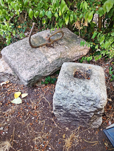 Reclaimed antique granite - 46,