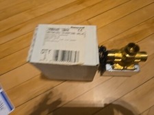  Honeywell V8044A 1044