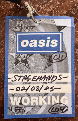 Live tour oasis staff - tour,