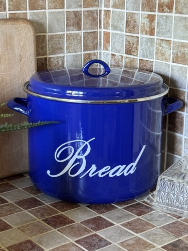 Vintage style large round - large,