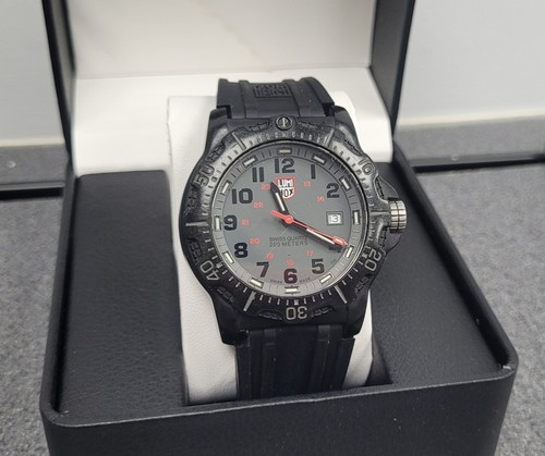 Luminox black ops 8800 series - ops,