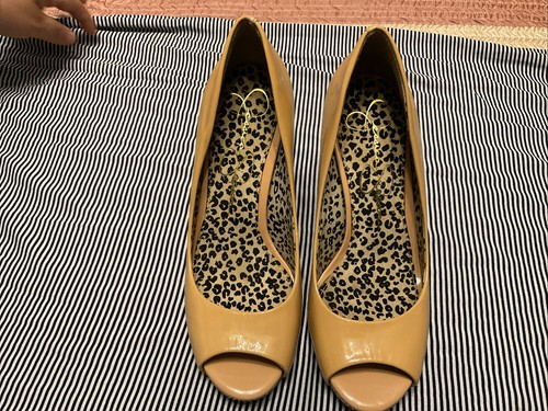 Jessica simpson tan peep toe - jessica,