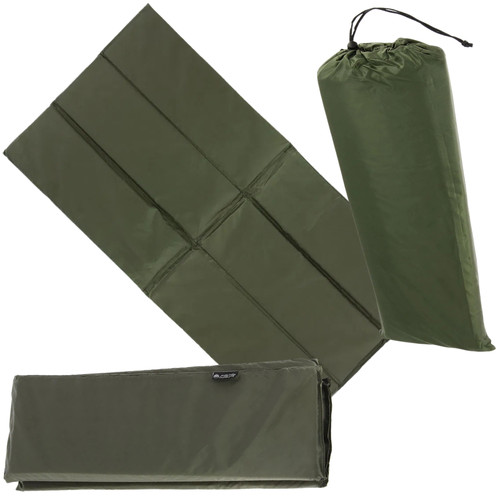Unhooking mat carp - unhooking,