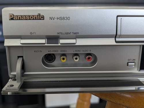 Panasonic hs830 vhs video - nv-hs830, s-vhs
