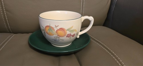 Cloverleaf peaches and - cloverleaf, cream
