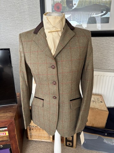 Bnwt harry hall tweed - harry,
