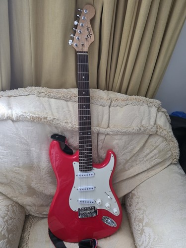 Squier strat electric - squier,