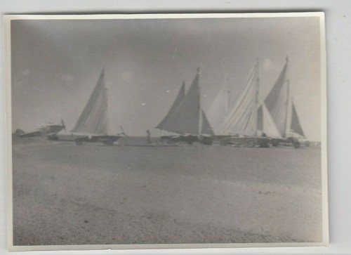 Sand yachts land - yachts,