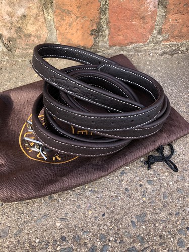 New butet stirrup - new,